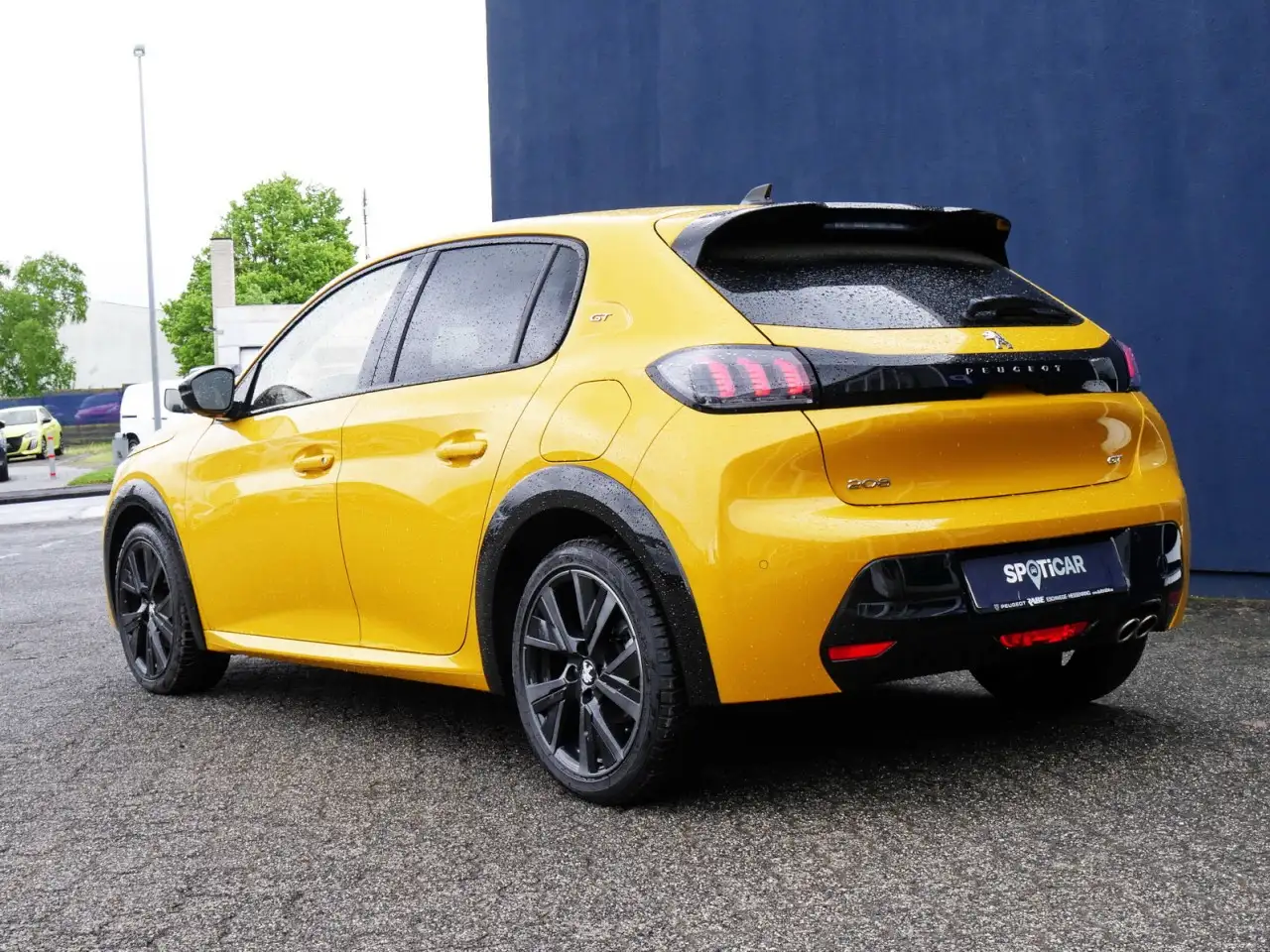 Peugeot 208 GT 130 PureTech Sitzheizung+Klima+Navi+DAB Klima — Galerie du véhicule 3