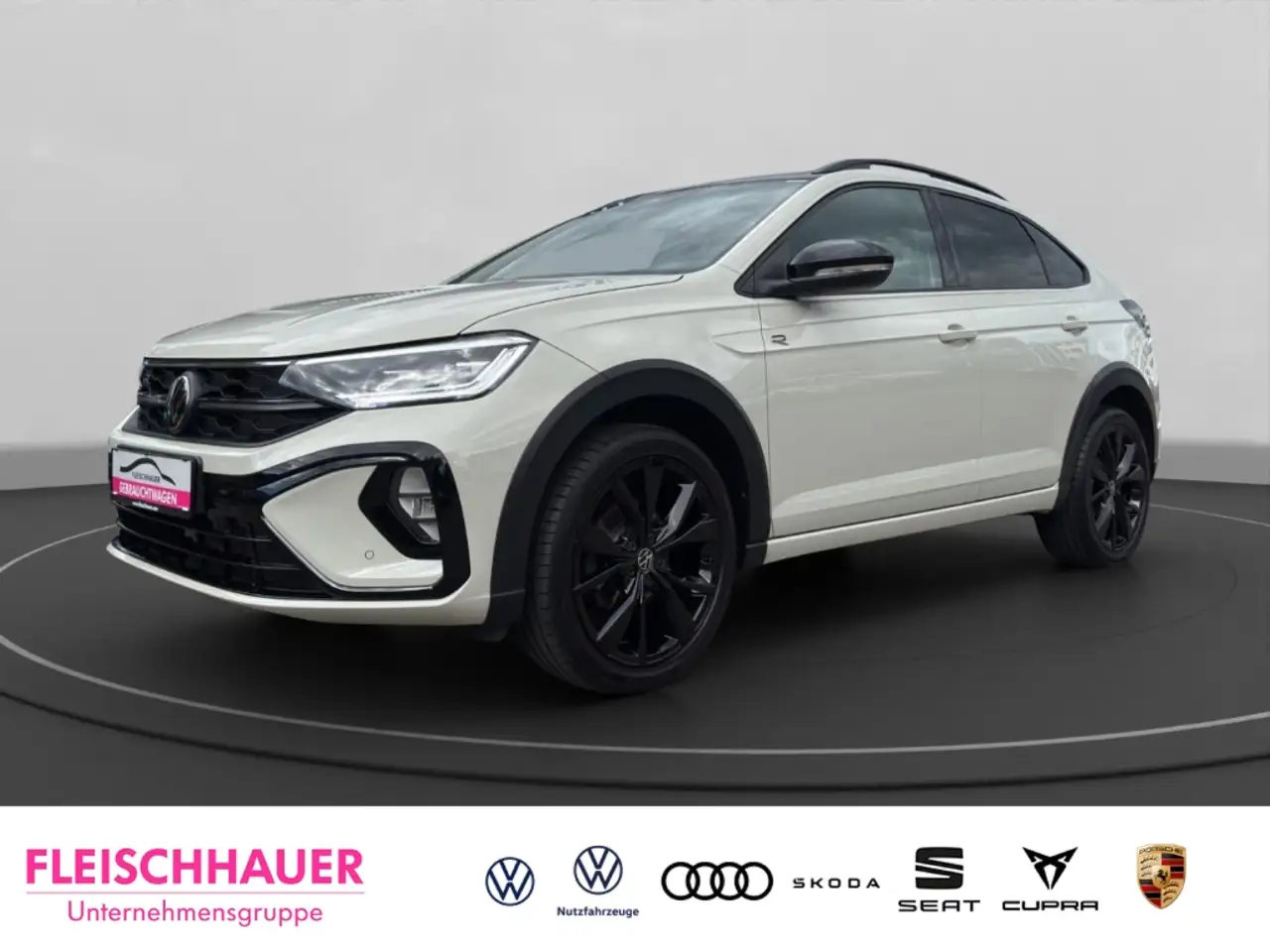 Volkswagen Taigo R-Line 1.0 TSI MATRIX+ACC+NAVI+RFK+SHZ+DESIGN-BLAC — Köln (Raderberg)