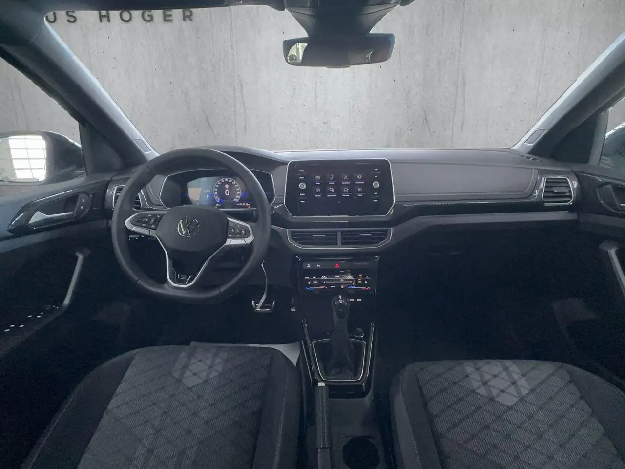 Volkswagen T-Cross 1.0 TSI R-LINE MATRIX-LED+ACC+KAMERA+NAVI-VORB:+5 — Vehicle gallery 11