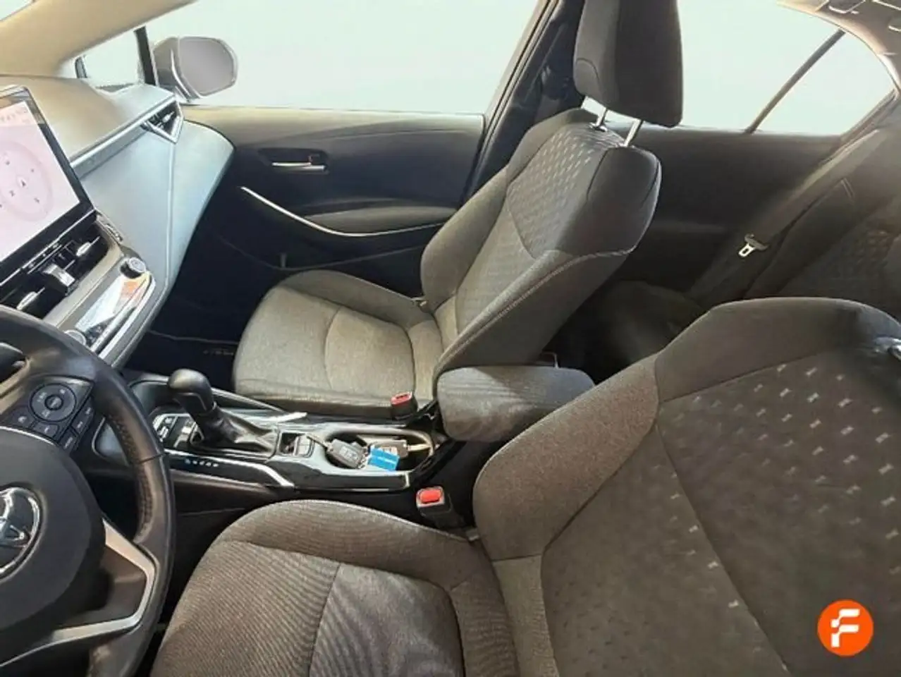 Toyota Corolla 140H Style Edition — معرض صور السيارة 11