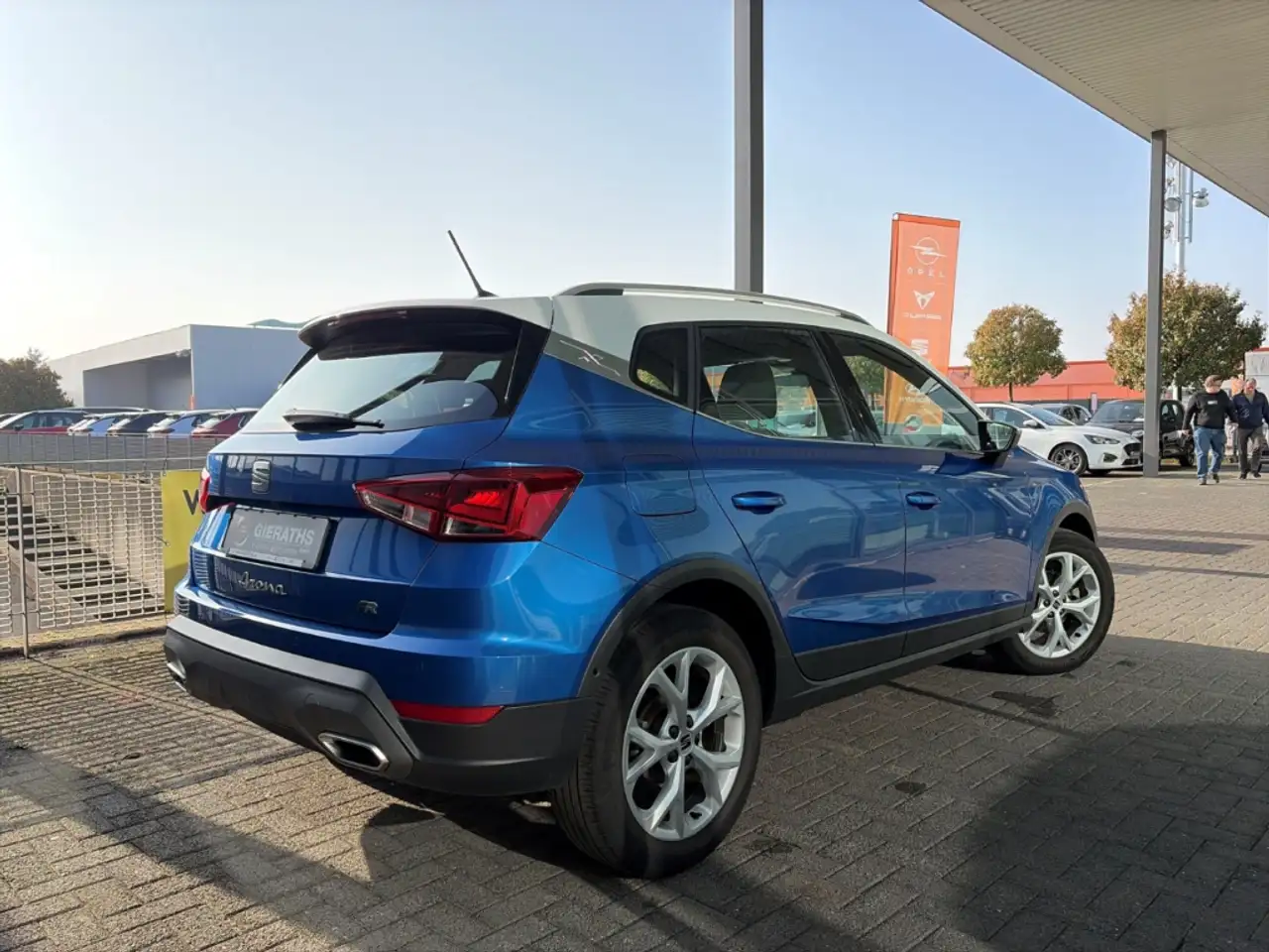 SEAT Arona FR 81KW(110PS) Navi Digitales Cockpit LED Sperrdi — Vehicle gallery 2