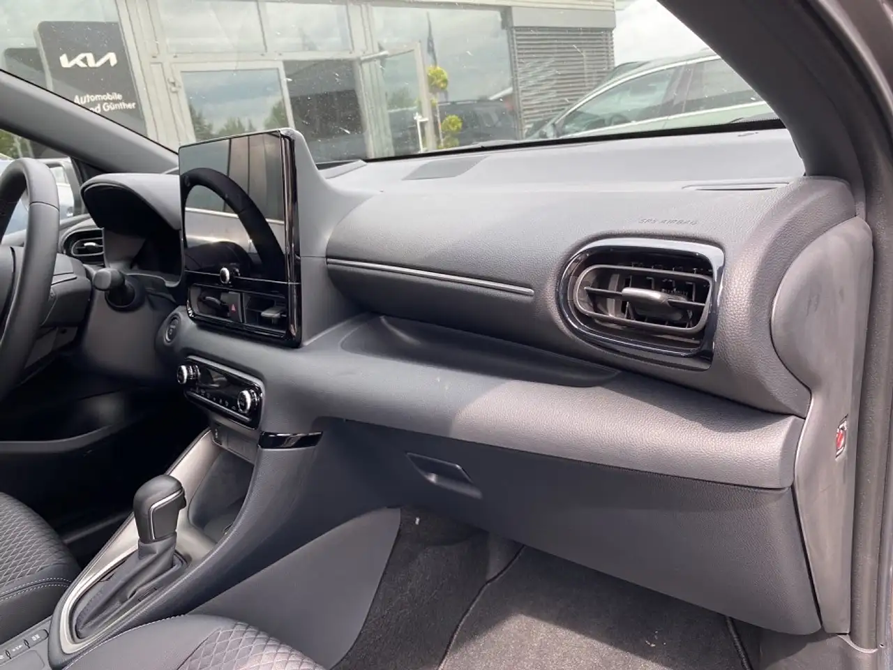 Mazda 2 Hybrid Homura Plus 116 Metallic — معرض صور السيارة 19