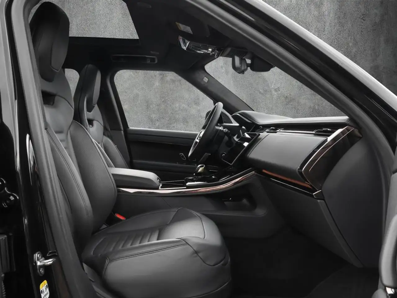 Land Rover Range Rover Sport P635 SV Edition One - Obsidian B — Vehicle gallery 3