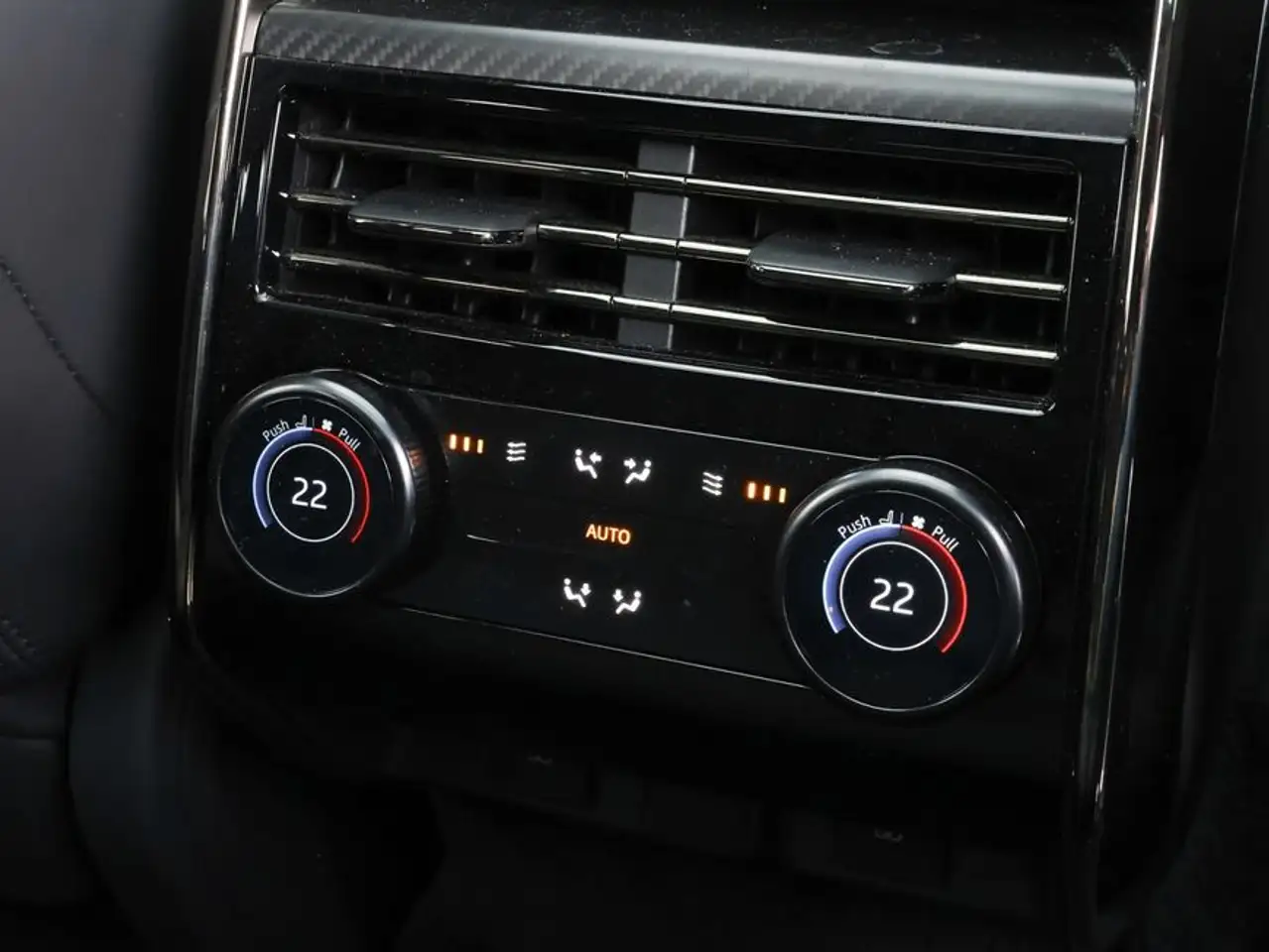 Land Rover Range Rover Sport P635 SV Edition One - Obsidian B — Vehicle gallery 15