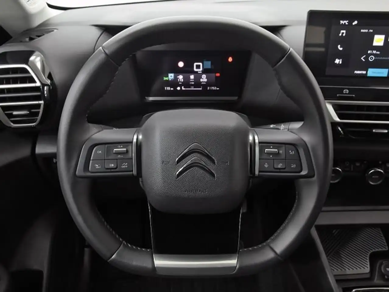 Citroen C4 PureTech 130 S&S 6v Plus — معرض صور السيارة 19