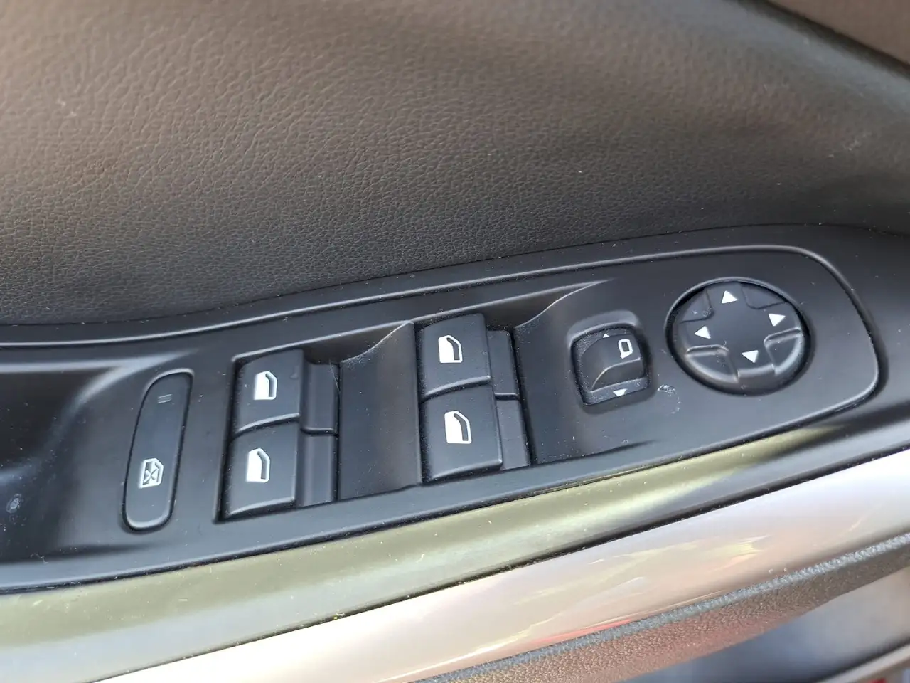 Opel Grandland 1.2 Turbo Enjoy *LED*ACC*DAB*SHZ*PDC* — Galería del vehículo 22