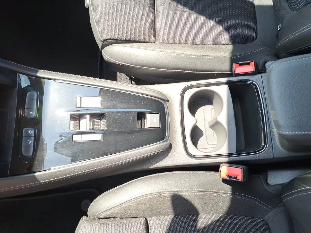 Opel Grandland 1.2 Turbo Enjoy *LED*ACC*DAB*SHZ*PDC* — Galería del vehículo 18