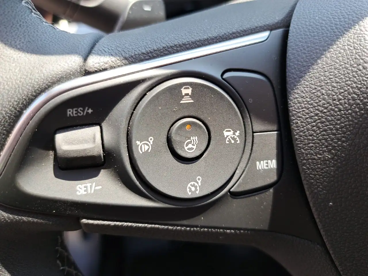 Opel Grandland 1.2 Turbo Enjoy *LED*ACC*DAB*SHZ*PDC* — Galería del vehículo 20