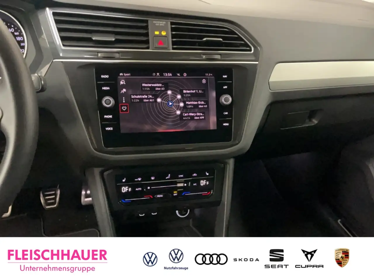 Volkswagen Tiguan Move 1.5 TSI Navi Rückfahrkamera App-Connect — Vehicle gallery 12