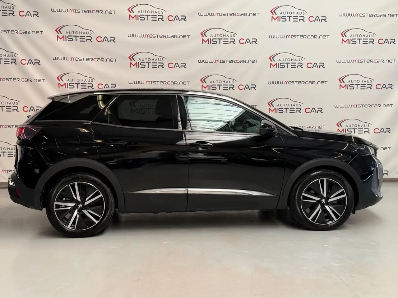 Peugeot 3008 1.6 PHEV ACC/LED/KAM/SPUR/TOT/KEY/19ALU — Galerie du véhicule 5