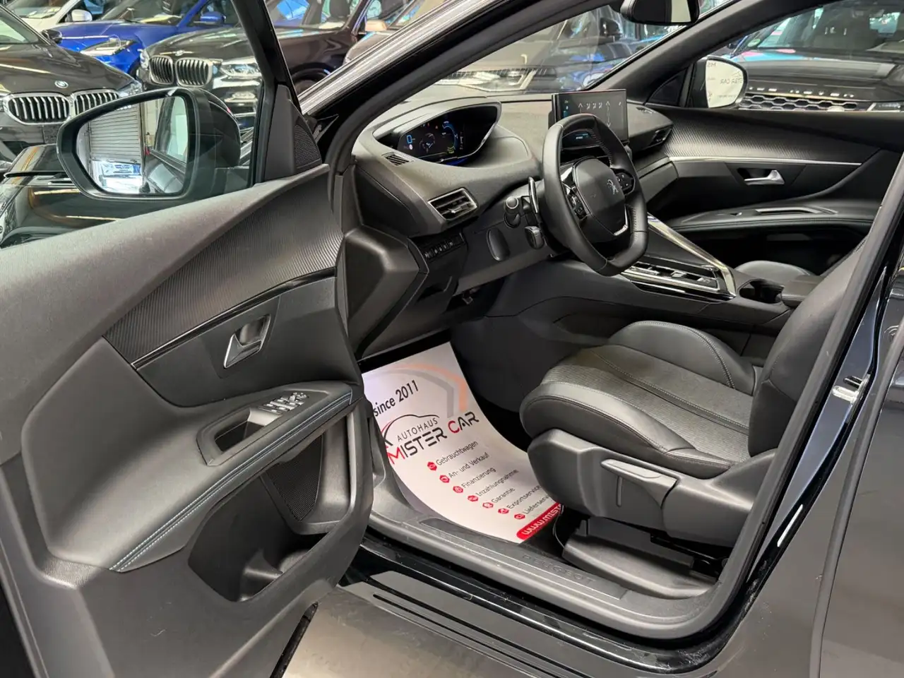 Peugeot 3008 1.6 PHEV ACC/LED/KAM/SPUR/TOT/KEY/19ALU — Galerie du véhicule 11