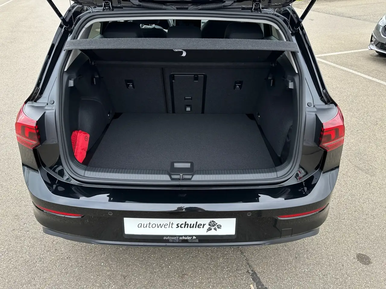 Volkswagen Golf 1,5 TSI Life Navi LED — Galerie du véhicule 11