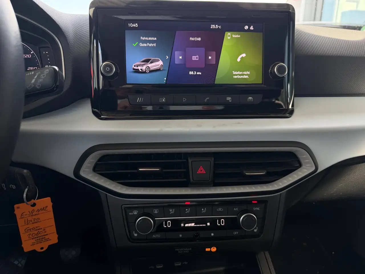 SEAT Ibiza Style Edition*SHZ*Kamera* — Vehicle gallery 17