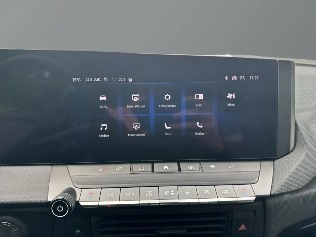 Opel Astra L Elegance 1.2 Turbo AT8 PDC Keyless Tempomat SHZ — Galería del vehículo 17