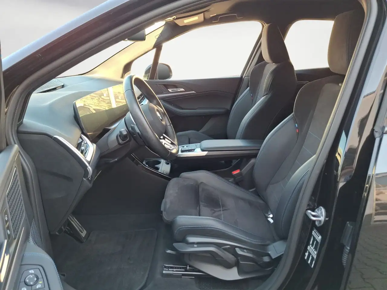 BMW 218 Steptronic DCT M-Sport AHK — Galerie du véhicule 10