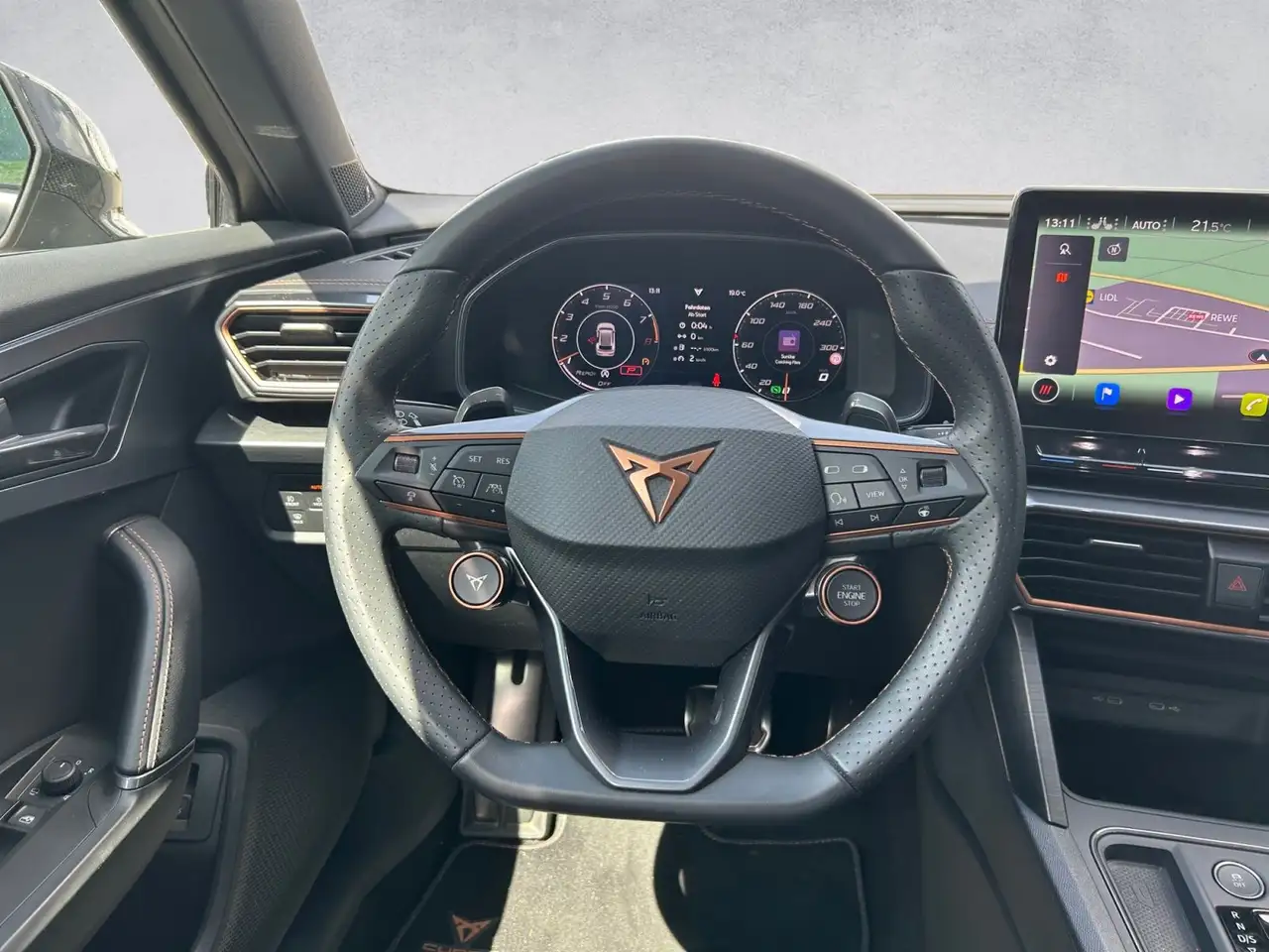 CUPRA Formentor 2.5TSI VZ5 Century Bronze Matt 390PS — معرض صور السيارة 12