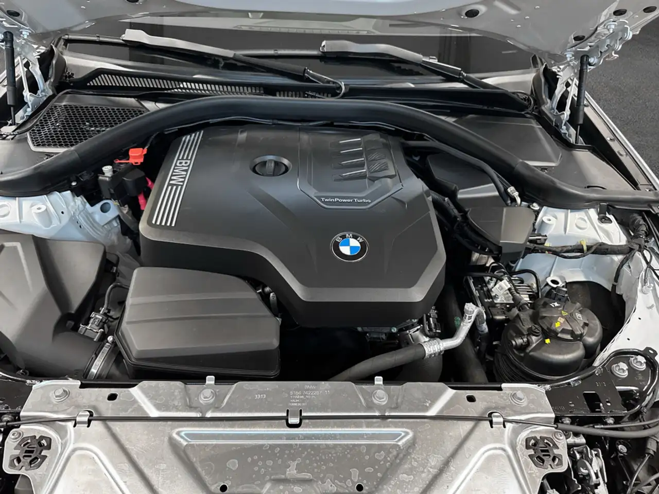 BMW 320 i Touring Aut. — Vehicle gallery 9