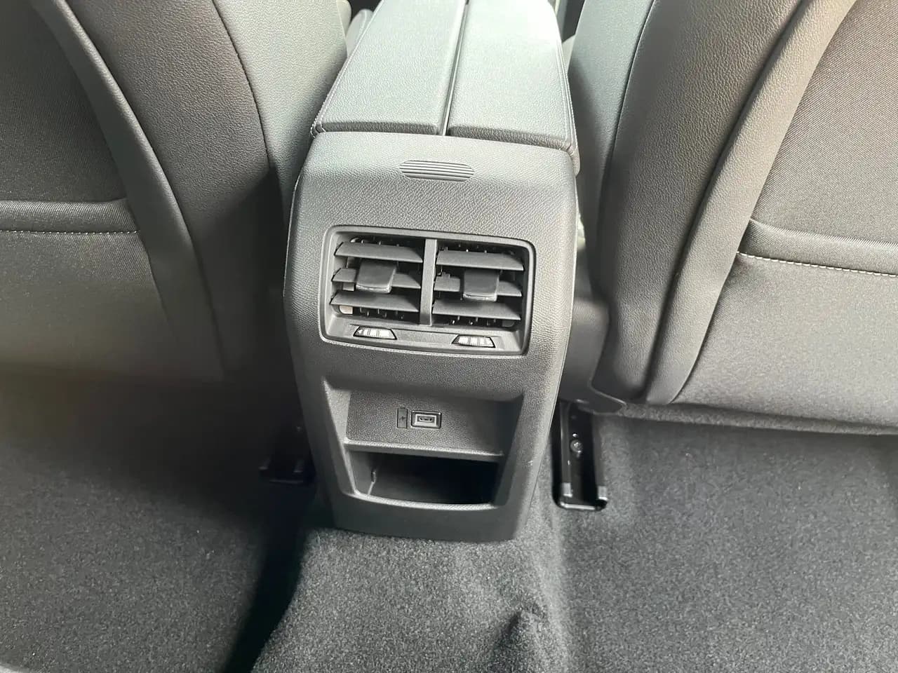 Opel Astra L 1.2 Turbo GS / Vorführwagen! Top Ausstattg. — معرض صور السيارة 26