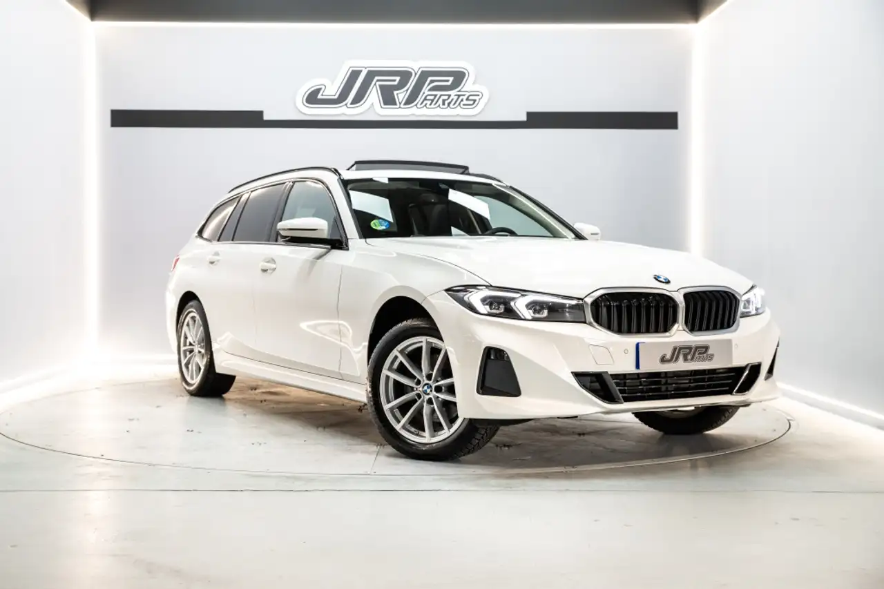 BMW 320 320dA xDrive Touring — معرض صور السيارة 8