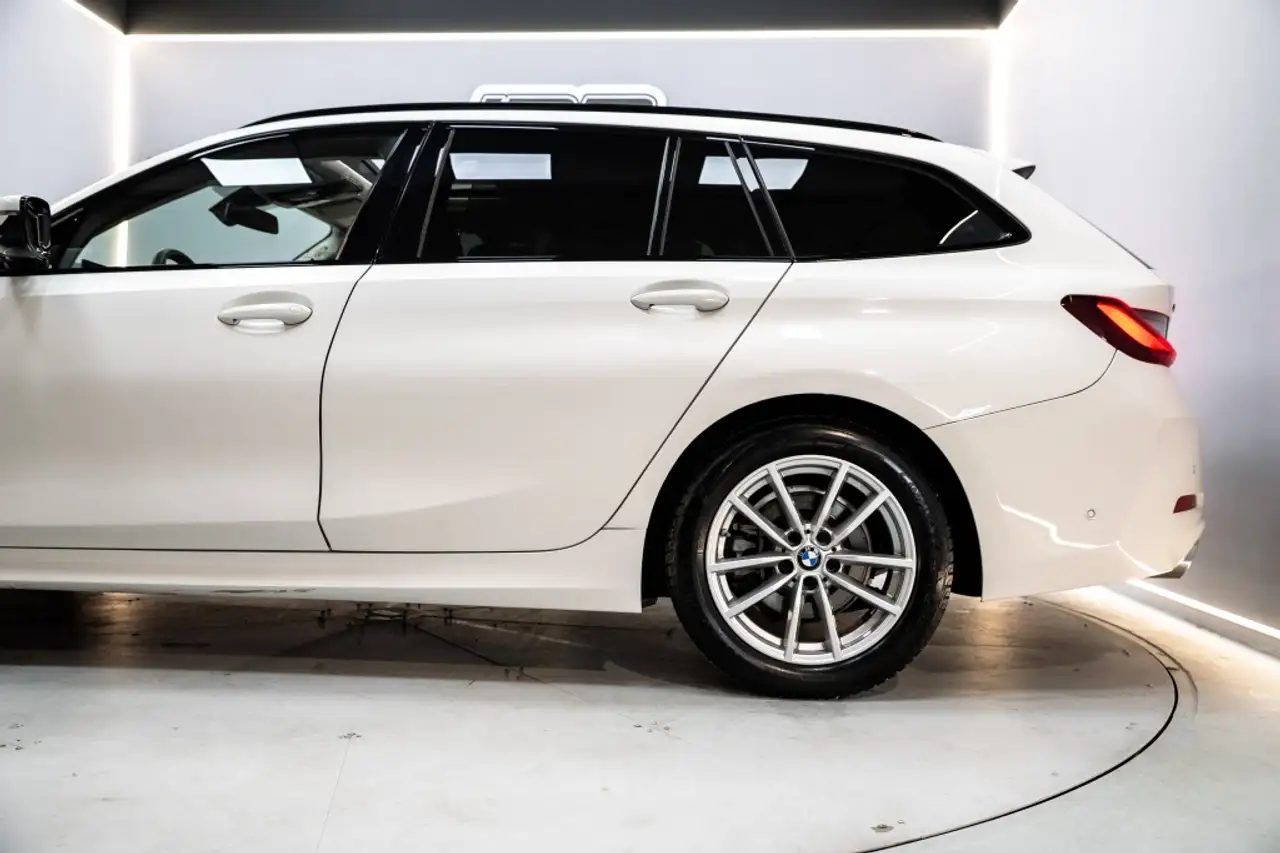 BMW 320 320dA xDrive Touring — معرض صور السيارة 18