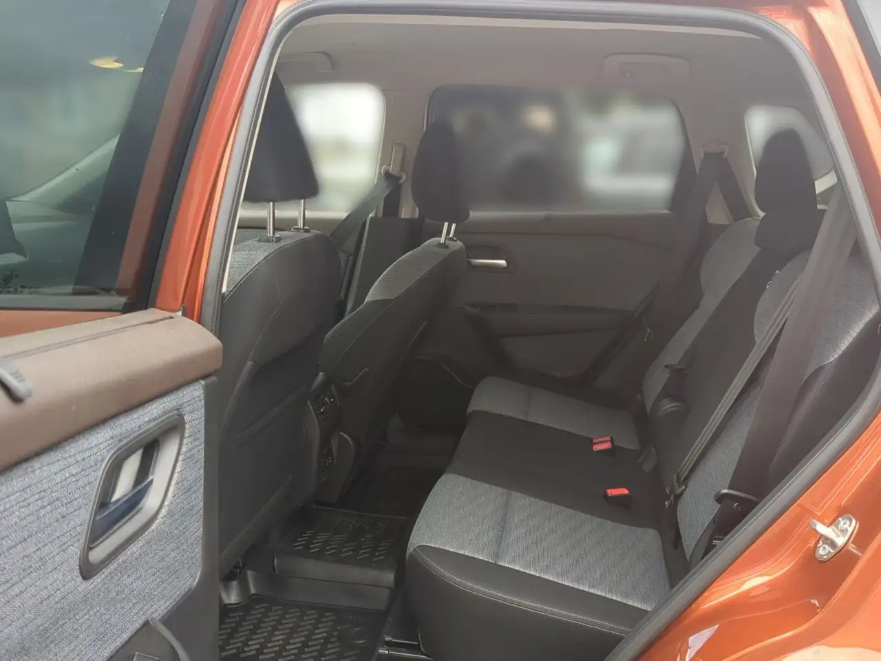 Nissan X-Trail e-Power,4x4,N-ConnectaLED,AHK;4Season — معرض صور السيارة 11