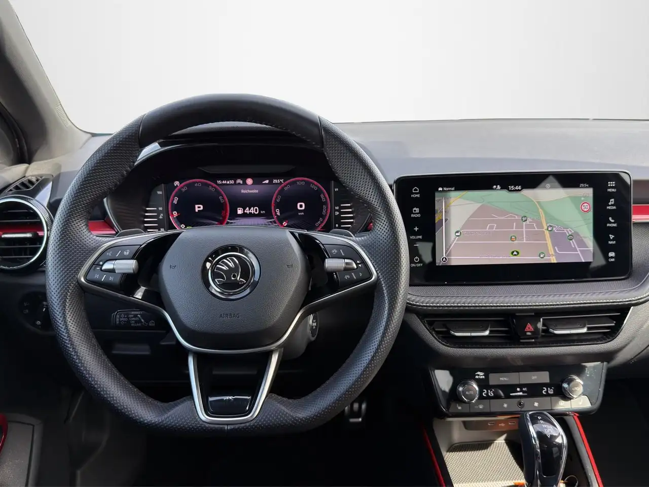 Skoda Fabia 1.5 TSI Monte Carlo DSG / ACC / LED / NAVI / SITZH — معرض صور السيارة 11
