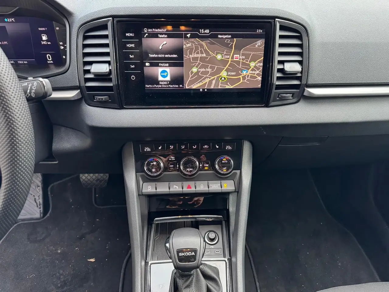 Skoda Karoq Selection — معرض صور السيارة 12