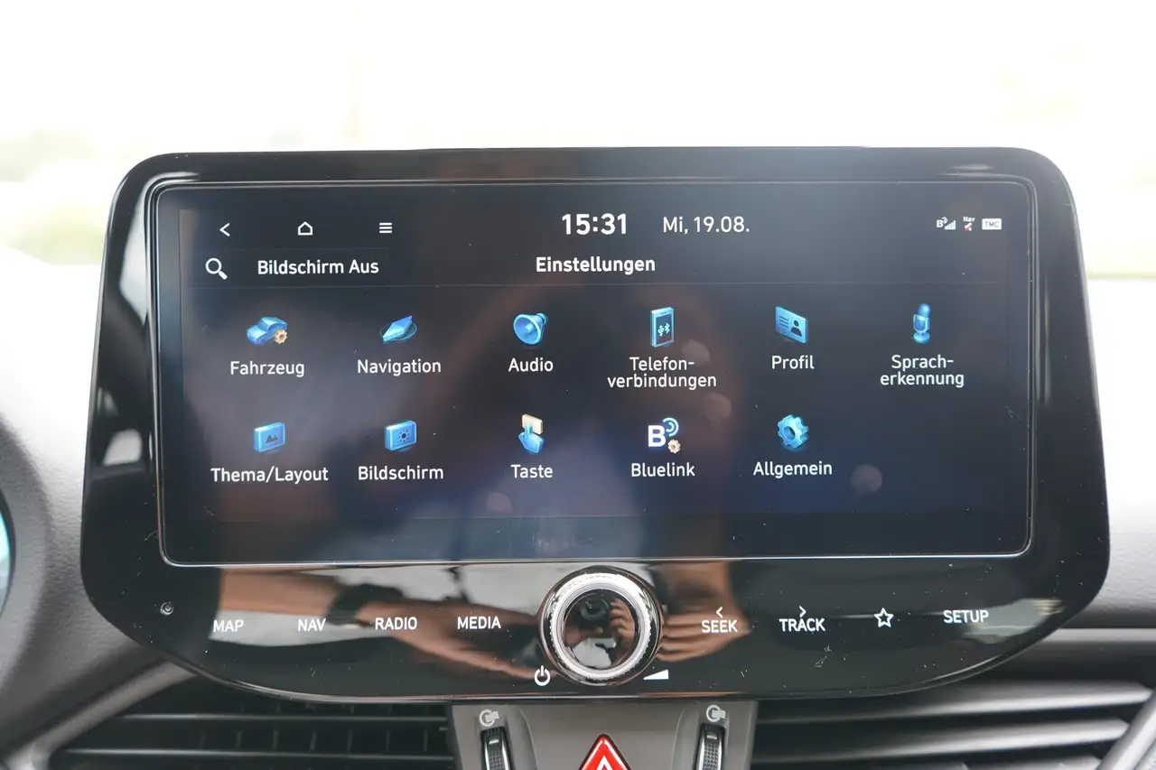 Hyundai i30 Kombi 1.0 T-GDI LED Navi Kamera — Vehicle gallery 17