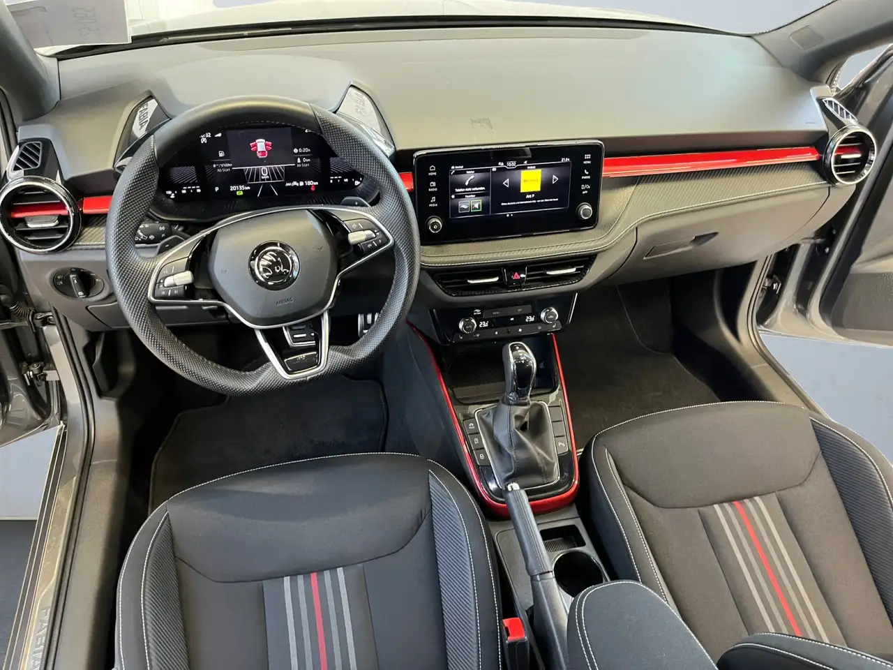 Skoda Fabia Monte Carlo 1.0TSI DSG ACC Klimaautomatik — Vehicle gallery 10