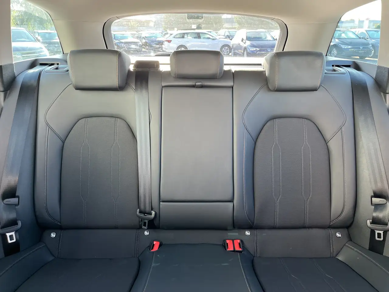 CUPRA Leon SP 1.5 TSI 150€ m. 20% Anz. ACC RFK DAB SHZ LED — Galerie du véhicule 17