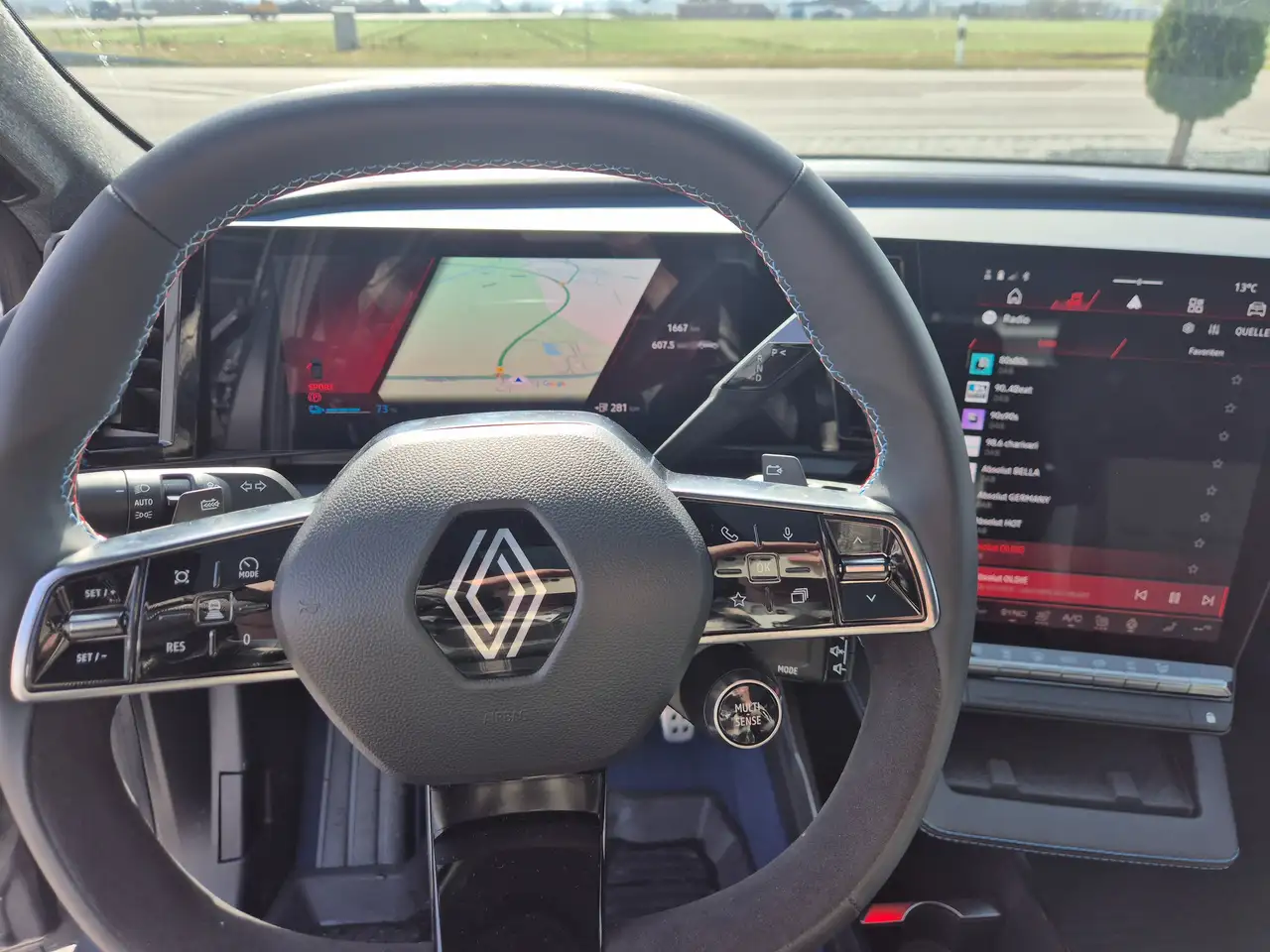 Renault Scenic E-TECH 100% elektr. Esprit Alpine 220 Long Range — Vehicle gallery 12