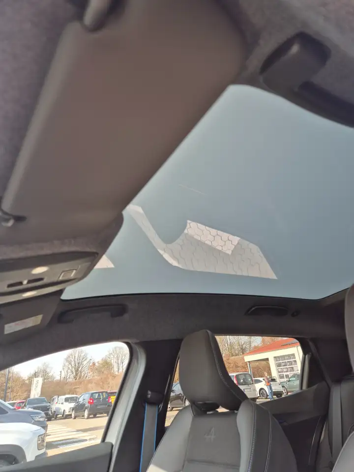 Renault Scenic E-TECH 100% elektr. Esprit Alpine 220 Long Range — Vehicle gallery 13