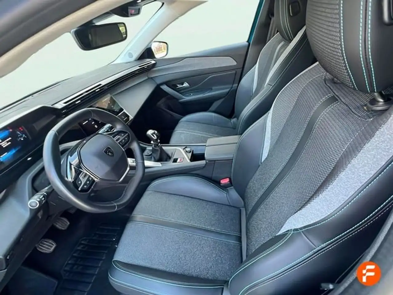 Peugeot 308 1.2 PureTech S&S Allure 130 — معرض صور السيارة 10
