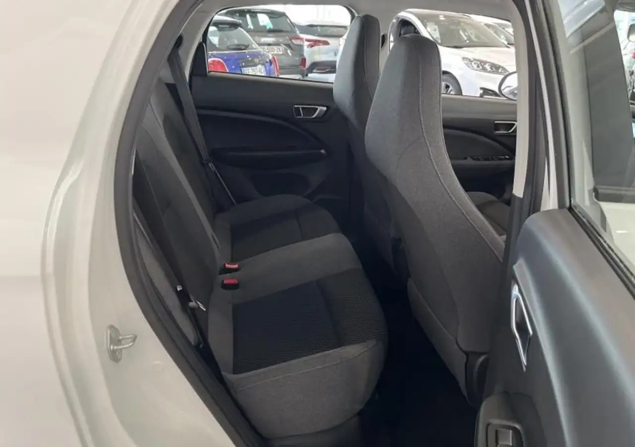Leapmotor T03 70kW — معرض صور السيارة 14