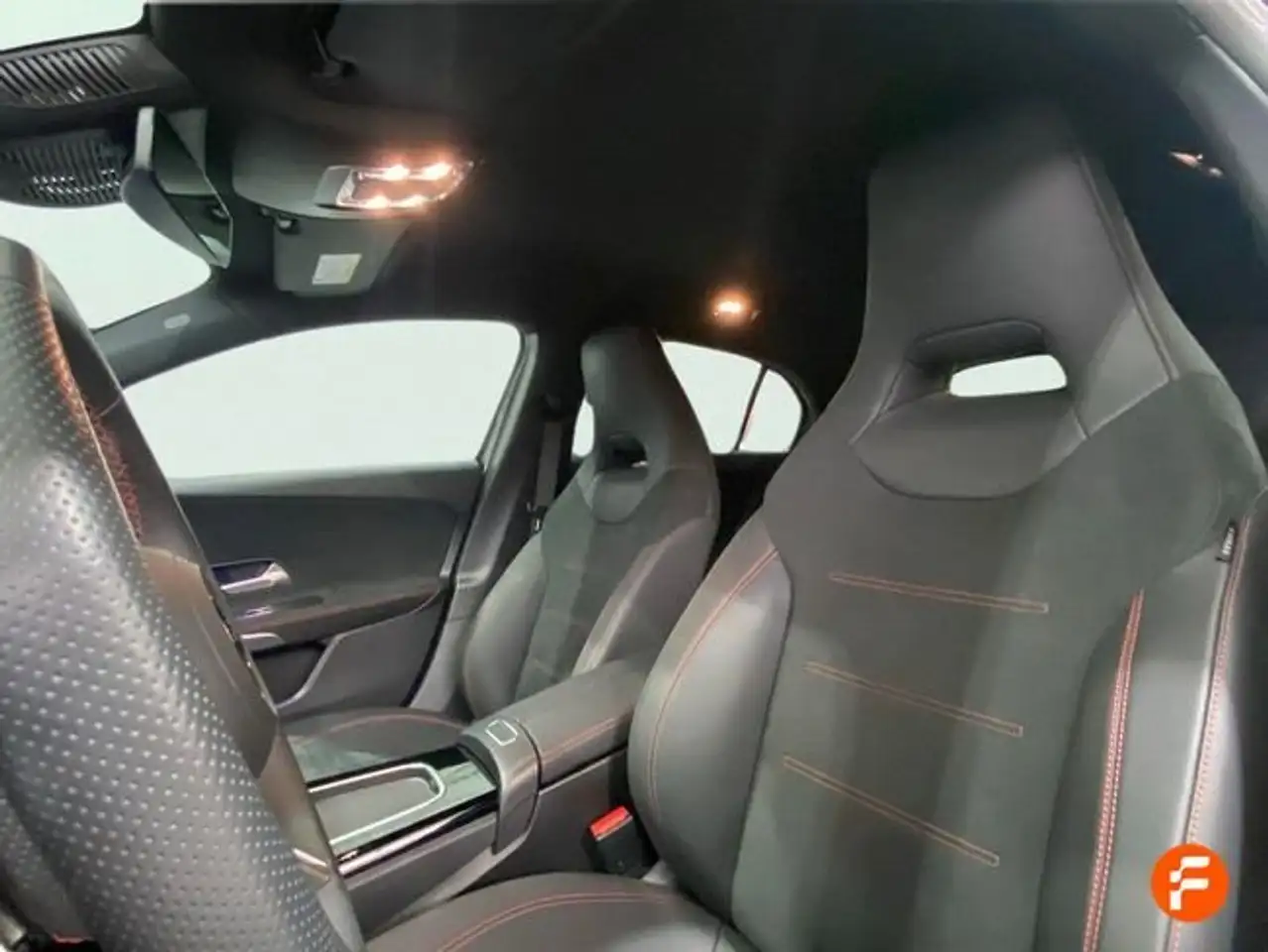 Mercedes-Benz A 250 e — Galerie du véhicule 21