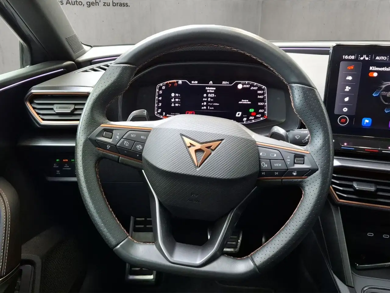 CUPRA Leon Sportstourer VZ 2.0 TSI elekt. Heckklappe E — معرض صور السيارة 10