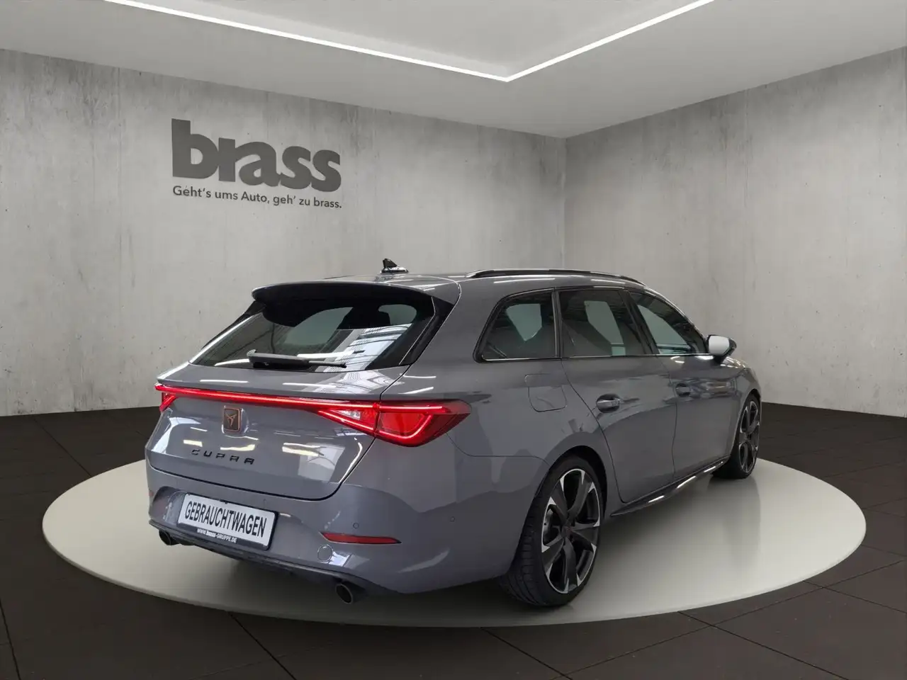 CUPRA Leon Sportstourer VZ 2.0 TSI elekt. Heckklappe E — معرض صور السيارة 5