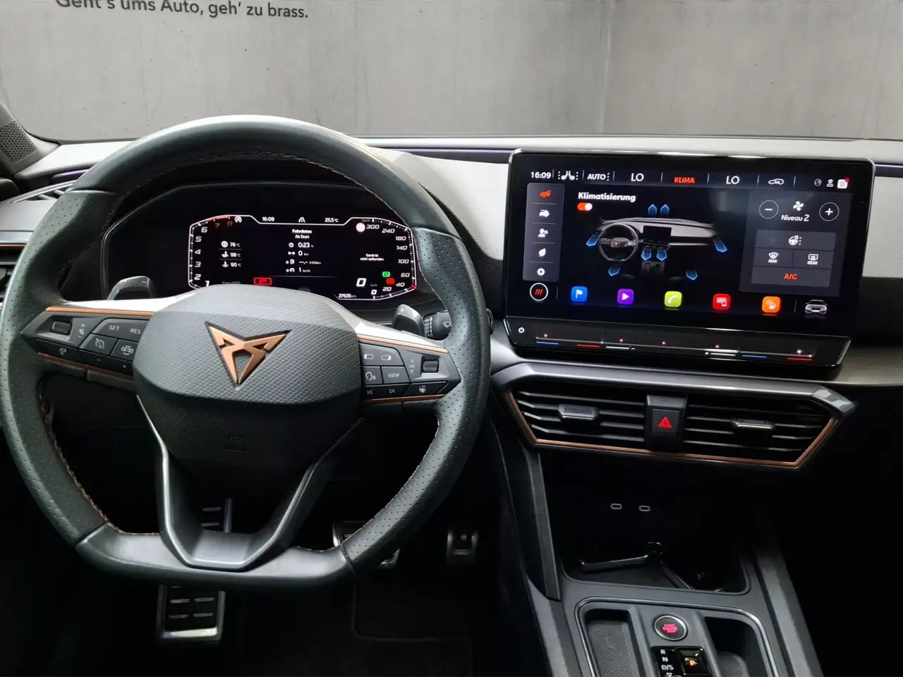 CUPRA Leon Sportstourer VZ 2.0 TSI elekt. Heckklappe E — معرض صور السيارة 14