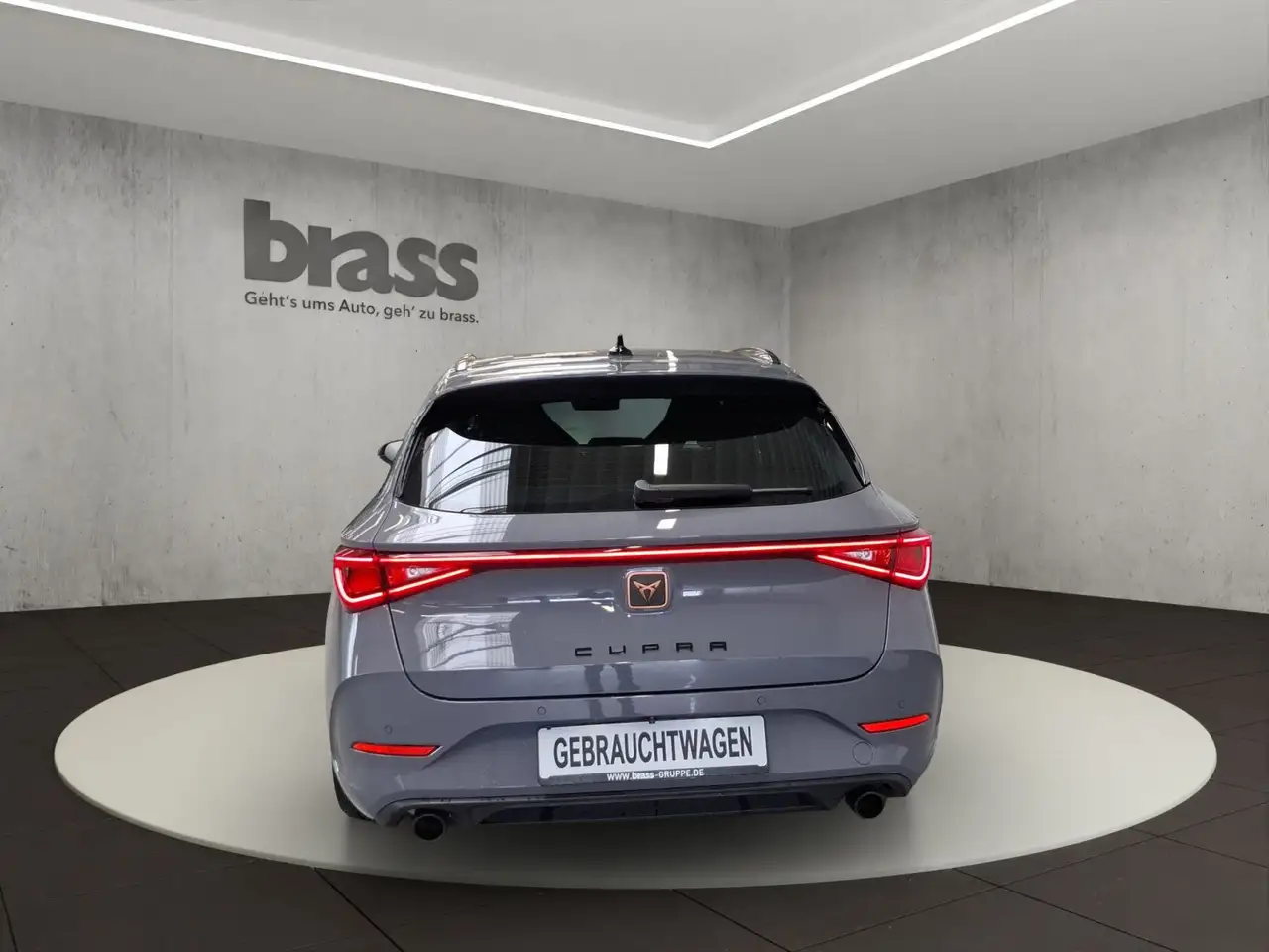 CUPRA Leon Sportstourer VZ 2.0 TSI elekt. Heckklappe E — معرض صور السيارة 4