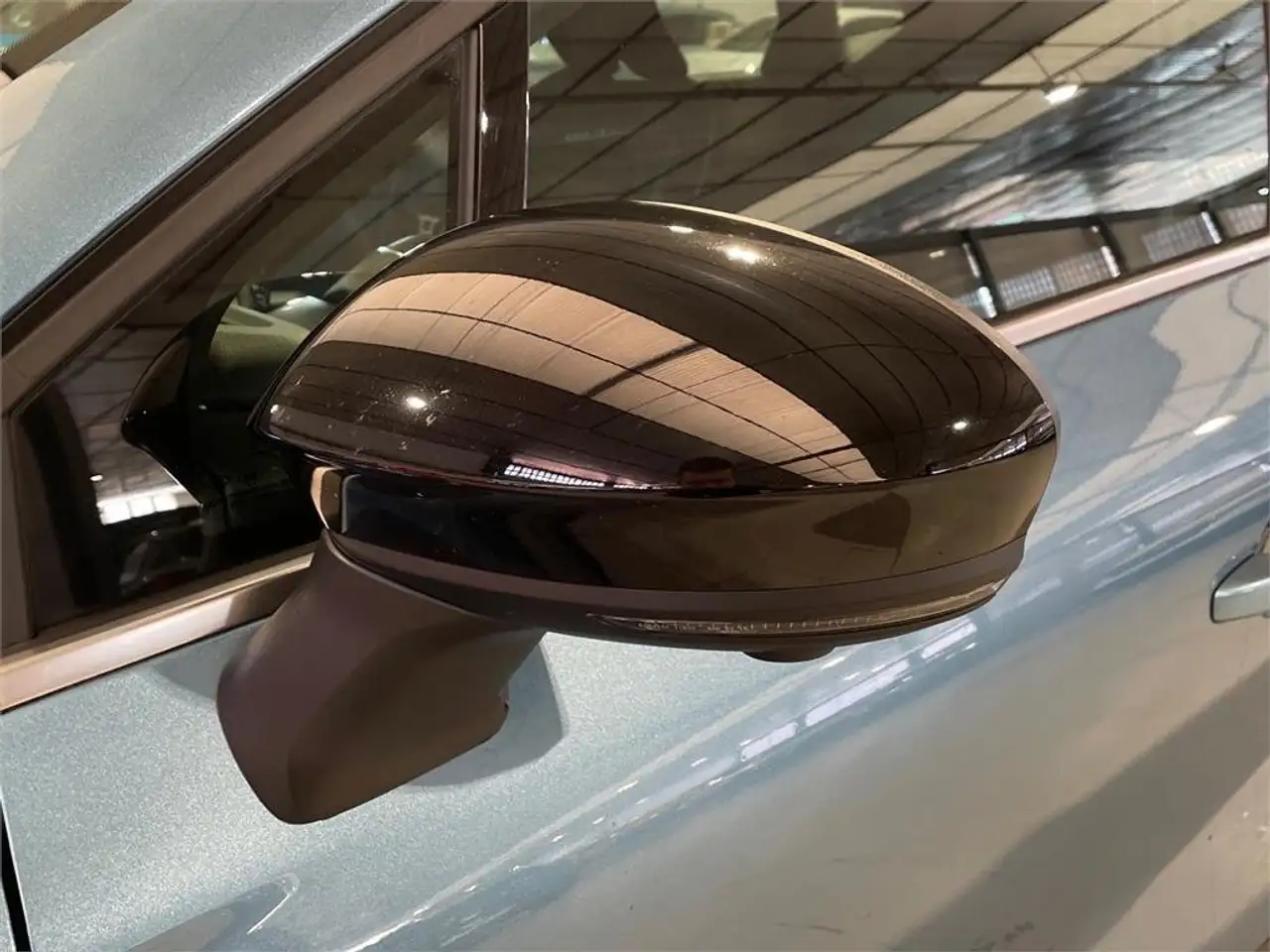 Renault Symbioz E-TECH Full Hybrid Iconic 105kW — معرض صور السيارة 14
