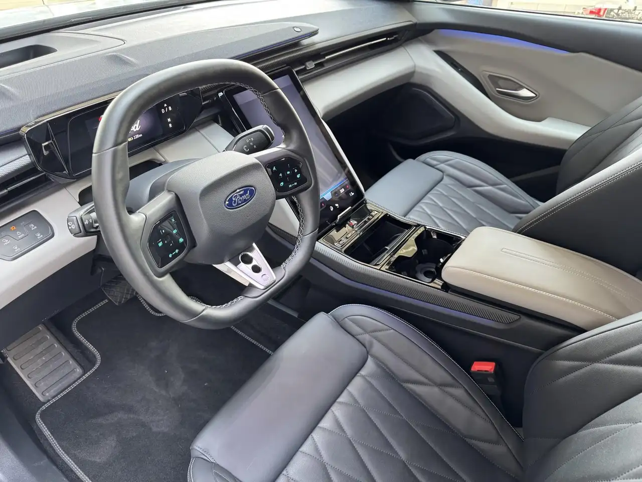 Ford Capri 250 kW Dual-Motor AWD Premium — معرض صور السيارة 9