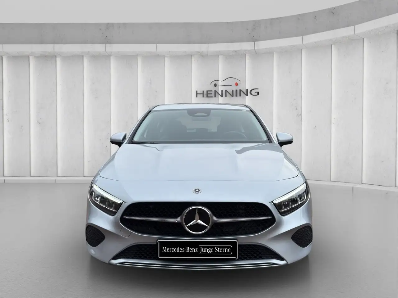 Mercedes-Benz A 200 Progressive Wide Kamera LED LHZ 7G Spurhal — Galería del vehículo 8