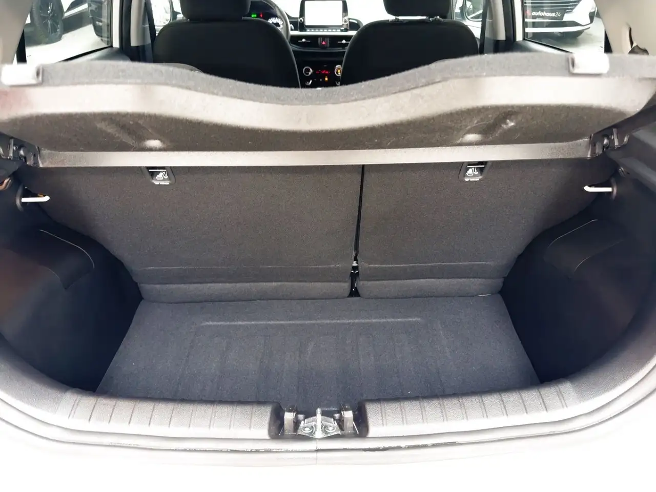 Kia Picanto 1.0 Vision Navigation|Klimaanlage — معرض صور السيارة 6