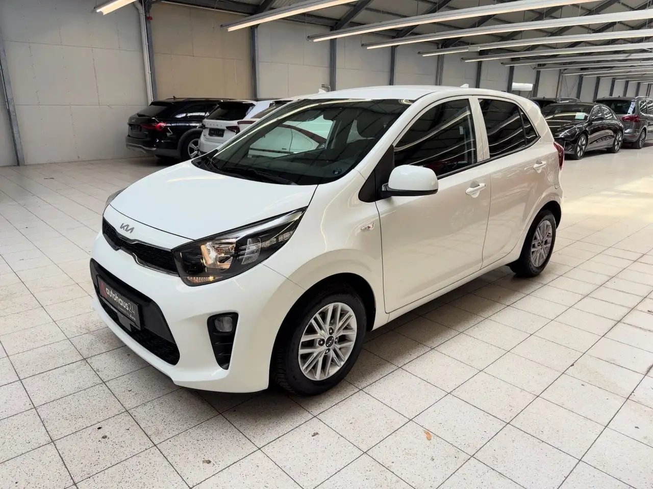 Kia Picanto 1.0 Vision Navigation|Klimaanlage — معرض صور السيارة 3