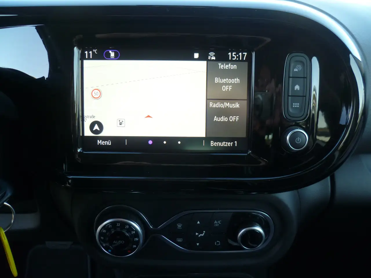Renault Twingo Techno Electric — معرض صور السيارة 9