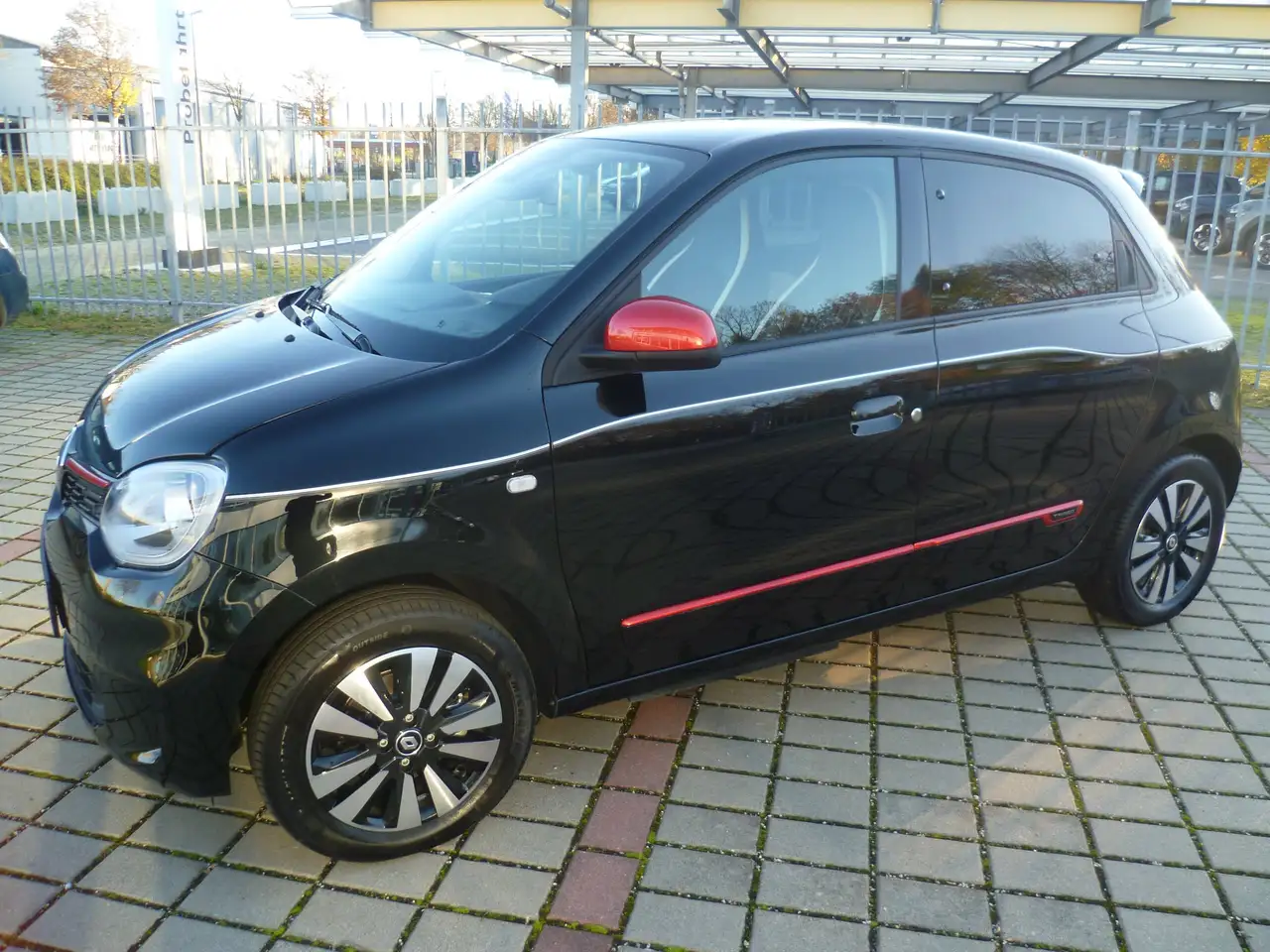 Renault Twingo Techno Electric — معرض صور السيارة 2