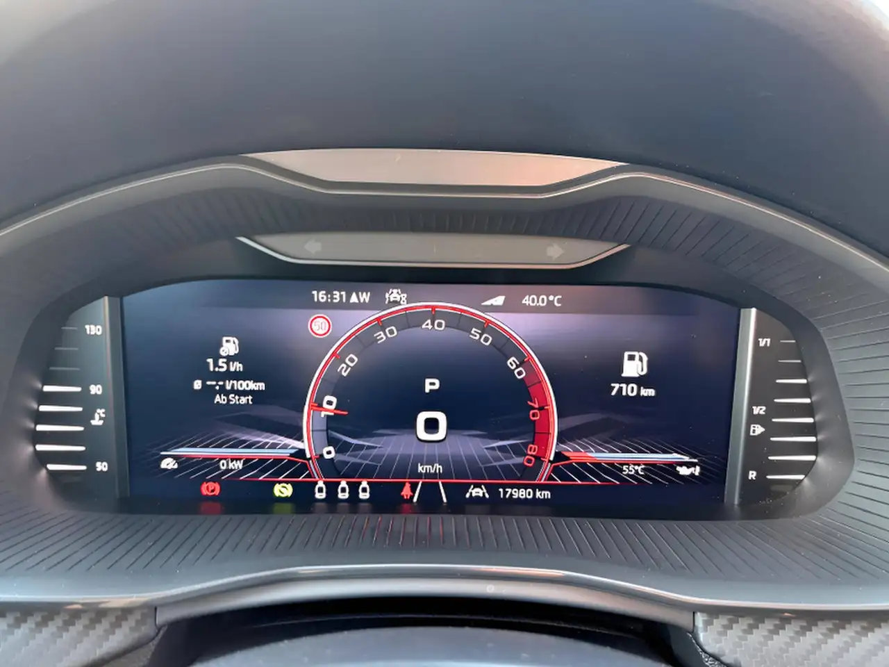 Skoda Scala Monte Carlo 1.5TSI 150PS DSG Panoramaglass Sitzheizung 17"Alufelgen NAVI Kamera Matrix LED Parklenkassist. Virtual Pedall — Galerie du véhicule 18