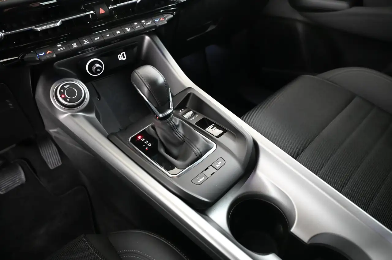 Alfa Romeo Tonale 1.3 PHEV 280 Q4 Ti LED/NAVI/ACC/KAMERA/18 — Vehicle gallery 14