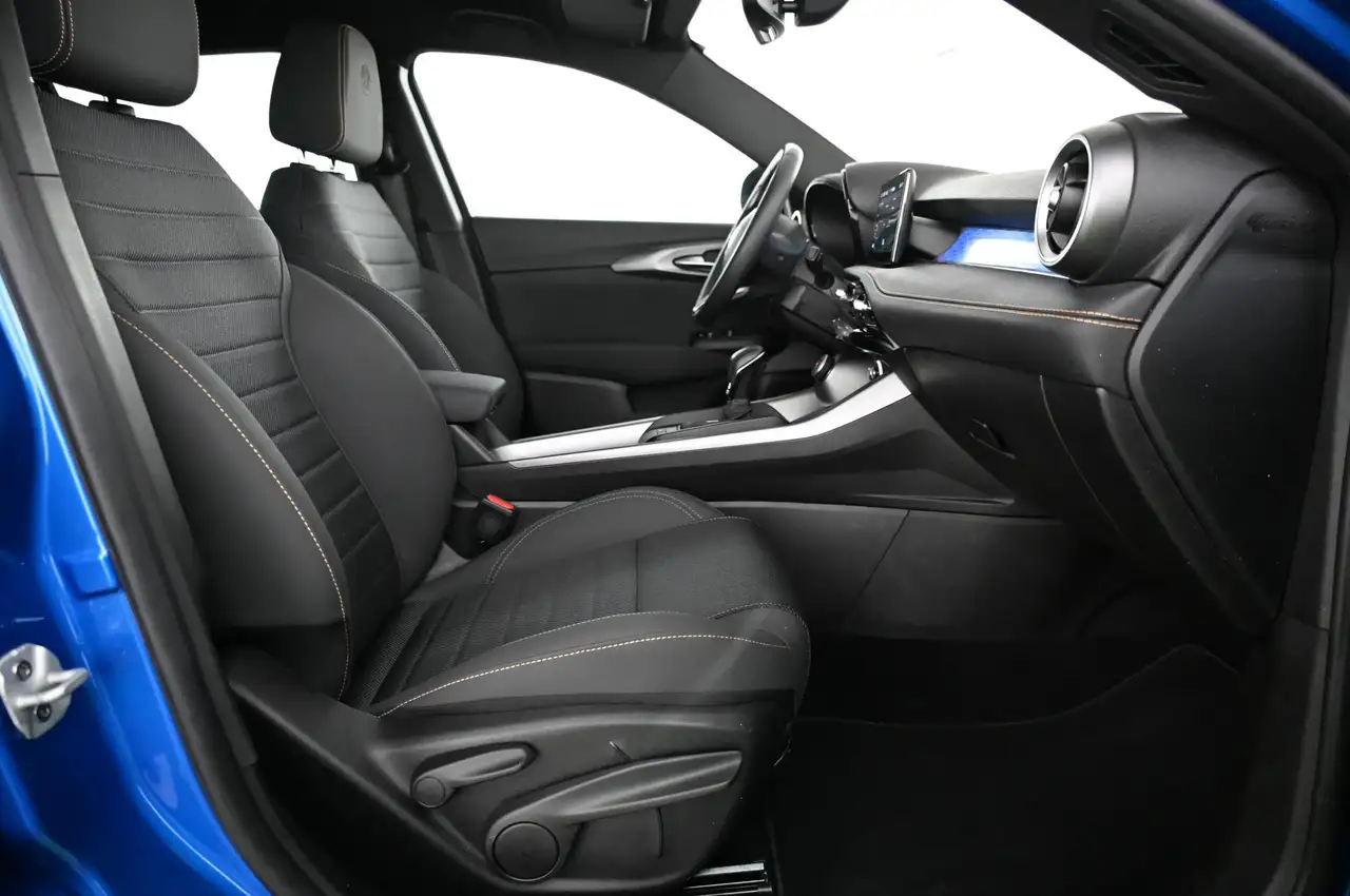 Alfa Romeo Tonale 1.3 PHEV 280 Q4 Ti LED/NAVI/ACC/KAMERA/18 — Vehicle gallery 28