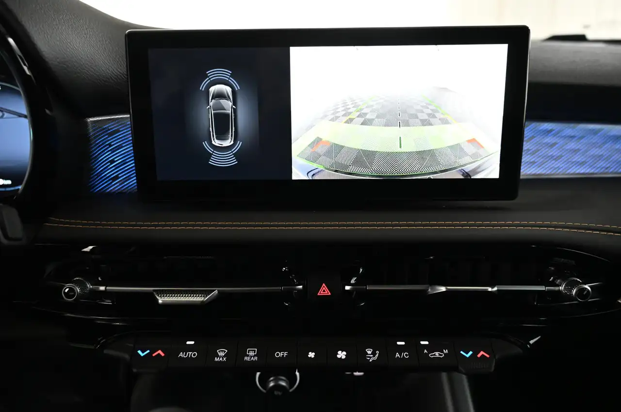 Alfa Romeo Tonale 1.3 PHEV 280 Q4 Ti LED/NAVI/ACC/KAMERA/18 — Vehicle gallery 15
